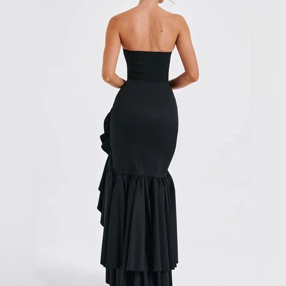 Strapless Ruffle High-Low Bodycon Dress - Picture 6 of 14